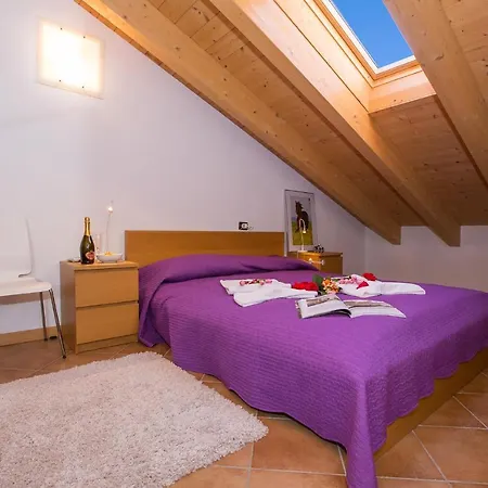 Apartmán Sleeps 4 Pool Air Con *